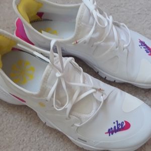 Women nike shoes